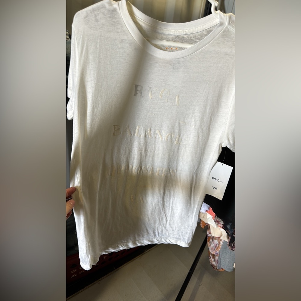 Logo tee